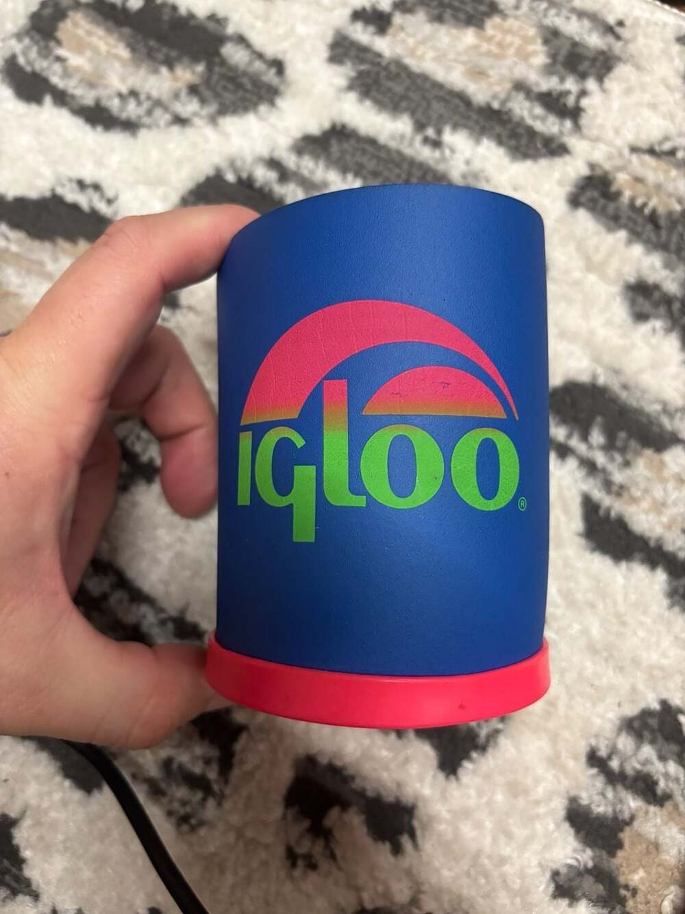 Vintage 80/90s Igloo Can Insulator Koozie Blue and Neon Pink